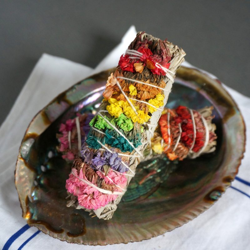 diseno Living 加洲7脉轮星辰花白鼠尾草烟薰棒 4寸 真空包装 - 香薰/精油/线香 - 植物．花 绿色