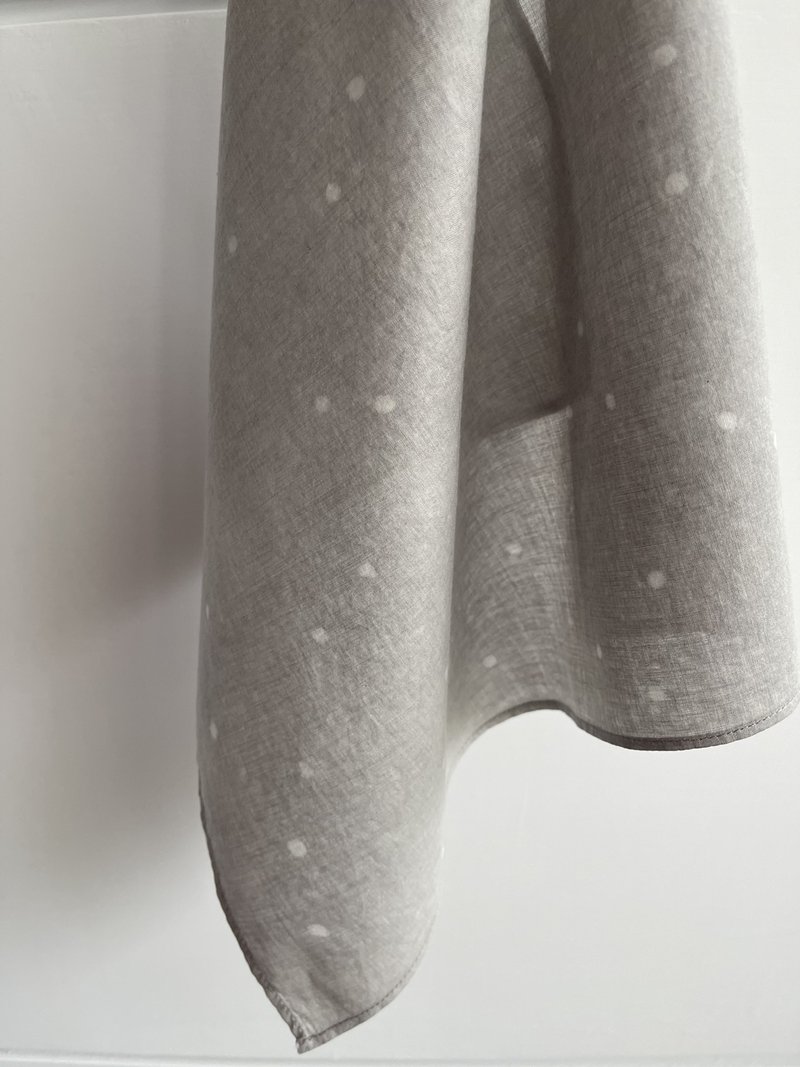 细雪     矿物染手绘纯棉小帕 - 手帕/方巾 - 棉．麻 灰色