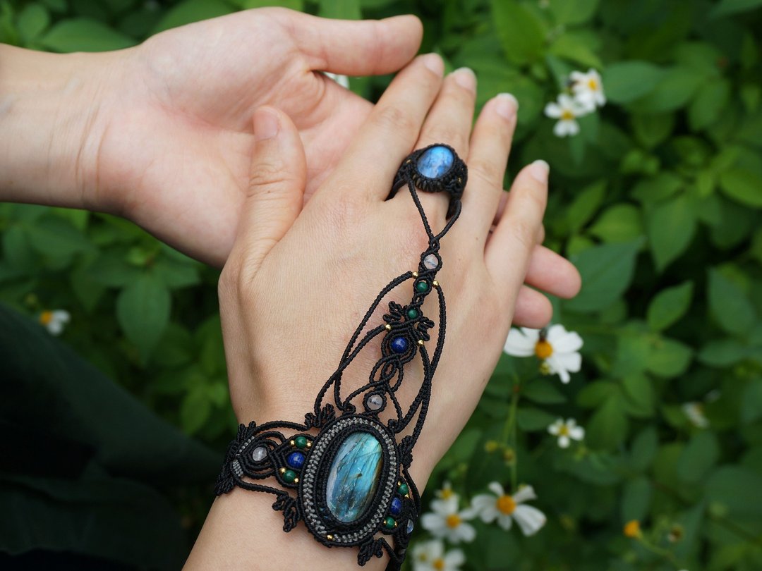 原创设计macrame手工编绳拉长石青金石戒指手环 ring bracelet - 手链/手环 - 半宝石 