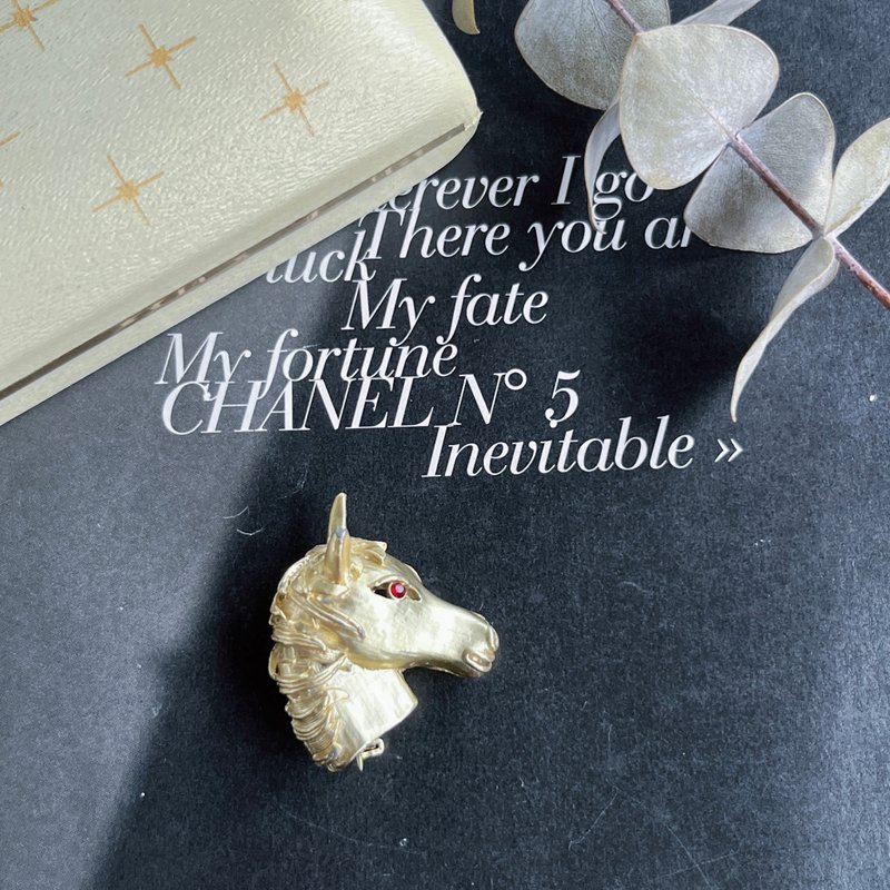 【红眼马头胸针】Vintage 美国古董珠宝老件首饰 - 胸针 - 其他金属 