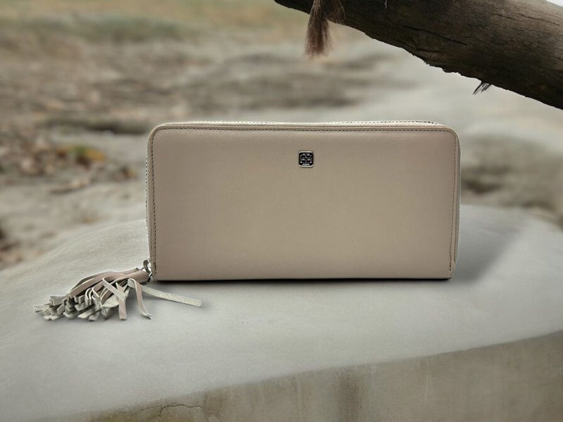 Tosca | Tassel Wallet (流稣银包) 杏色 真皮/长钱包/皮夹/钱包 - 皮夹/钱包 - 真皮 