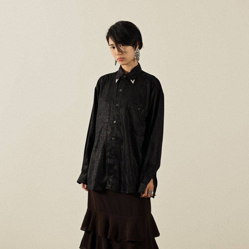 【NaSuBi Vintage】金属领尖缀饰金葱古着衬衫 - 女装衬衫 - 其他人造纤维 黑色