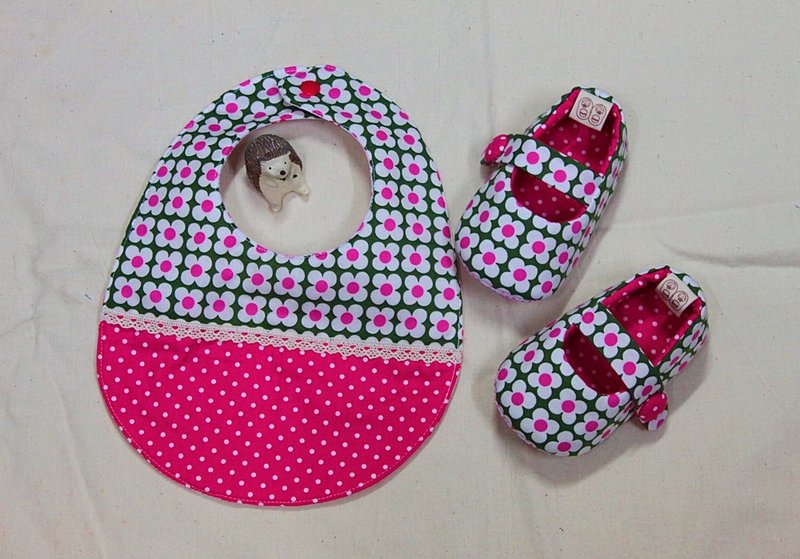 蝴蝶小花花 鞋+兜  弥月礼.满月礼 - 满月礼盒 - 棉．麻 