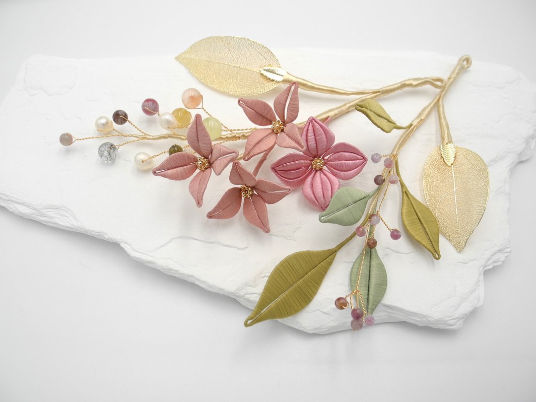 【四叶】春花 小花 树叶 造型缠花软簪 发簪 发饰 天然石 - 发饰 - 绣线 粉红色