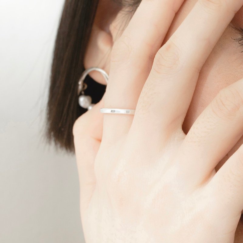 Forging ring 缎面纯银戒指 日常系列 - 戒指 - 纯银 卡其色