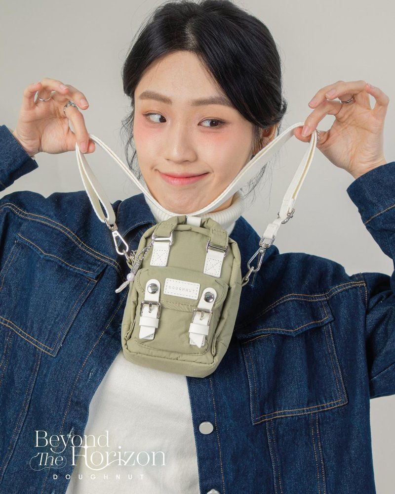 【DOUGHNUT】6.5寸 防泼水 斜背小包 马卡龙 澎澎空气包-军绿 HZ - 侧背包/斜挎包 - 环保材料 绿色