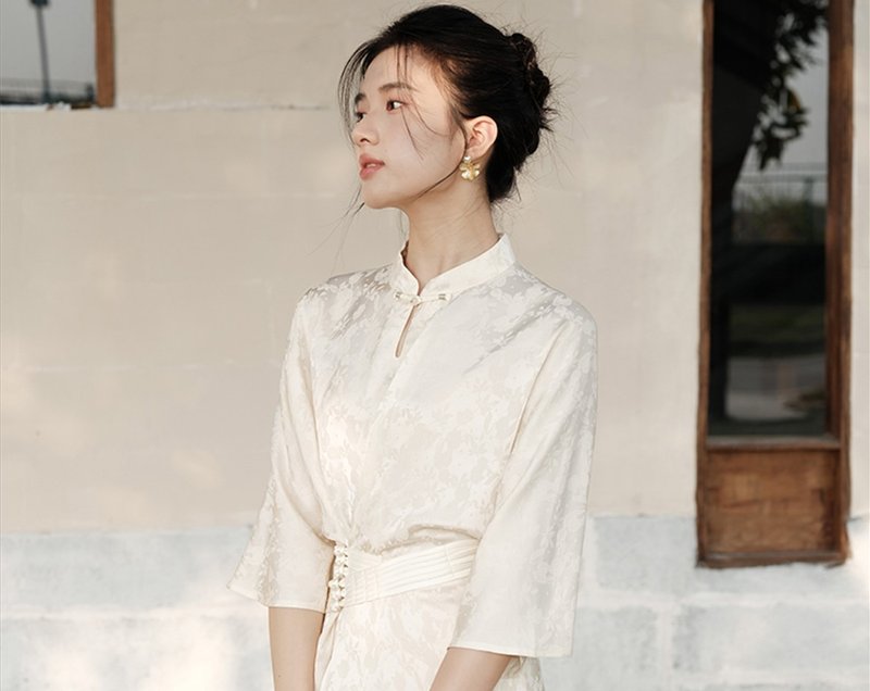 【杏色】新中式复古中国风 提花度假旗袍 - 洋装/连衣裙 - 丝．绢 白色