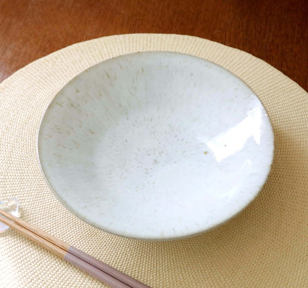 特价 / 青磁釉与藁灰釉浅钵 - 碗 - 陶 白色