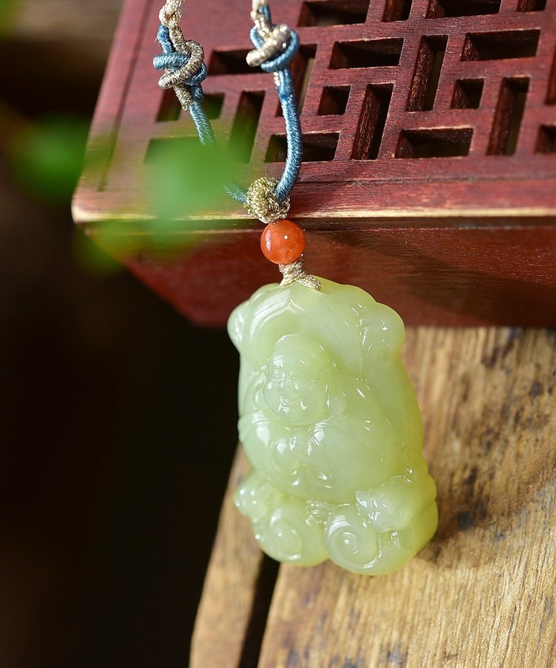 一款非常精致漂亮的和田玉黄口佛吊坠  寓意  吉祥如意  雕工精致 - 项链 - 玉石 