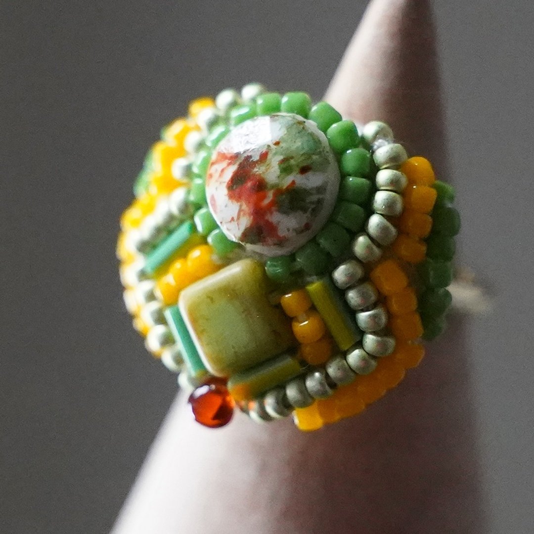 Talkative Ring 30 Free Size Bead Embroidery Ring Circle Green Orange Colorful Multicolor Vitamin Color - 戒指 - 塑料 绿色