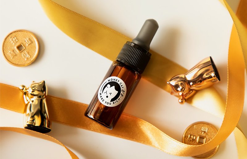 【呼运招财精油5ml】木质调 岩兰草精油 招财 招好运 招财猫 - 香薰/精油/线香 - 精油 咖啡色