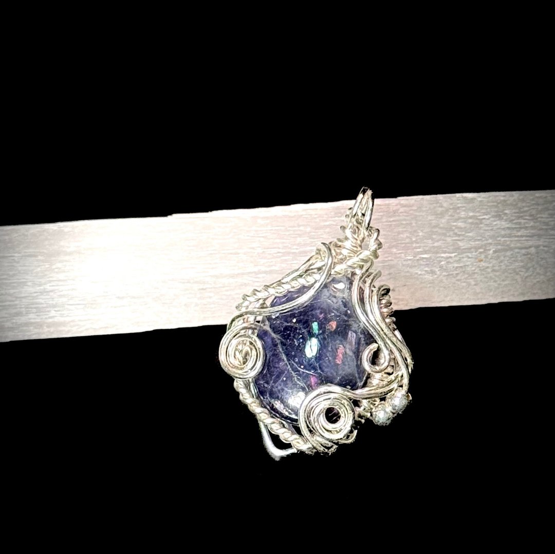 【失落星碑】 金属编织 堇青石项链 - 项链 - 水晶 紫色