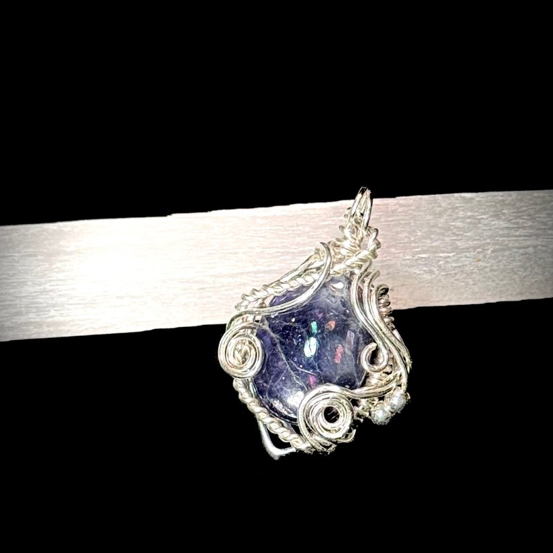 【失落星碑】 金属编织 堇青石项链 - 项链 - 水晶 紫色