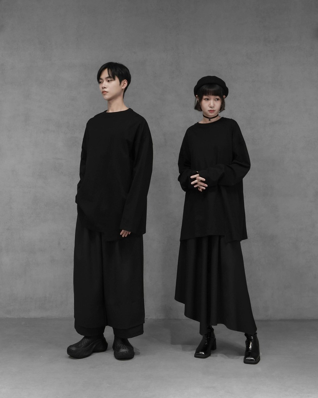 MUKK DESIGN 压线造型拼接上衣 - 中性连帽卫衣/T 恤 - 聚酯纤维 黑色