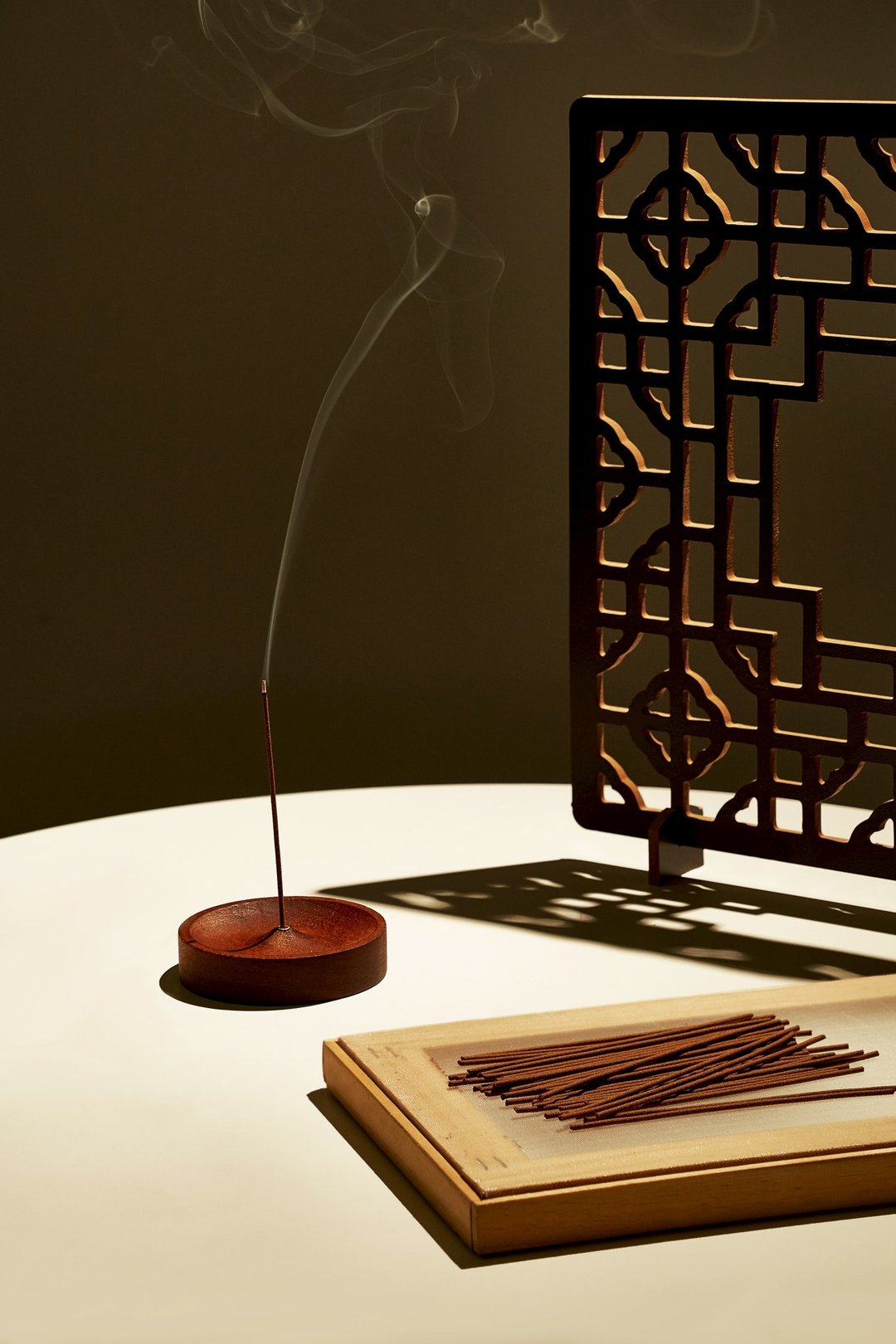 赏花赏月-手工线香  檀香  秘鲁圣木 - 香薰/精油/线香 - 其他材质 卡其色