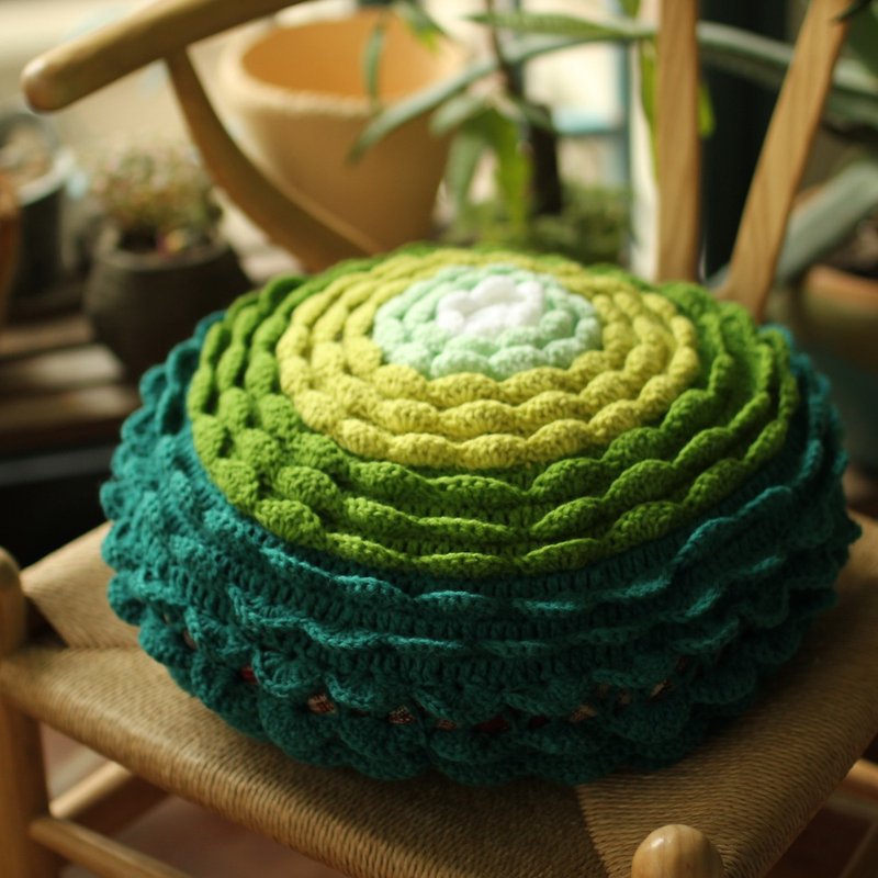 独家针织抱枕双面钩花纯手工含芯田园风森林系#绿色荷花抱枕 - 枕头/抱枕 - 棉．麻 