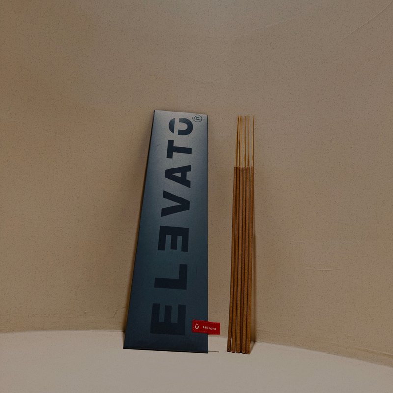 Elevato.t香氛线香-ANIMATO 木质调 - 香薰/精油/线香 - 竹 咖啡色