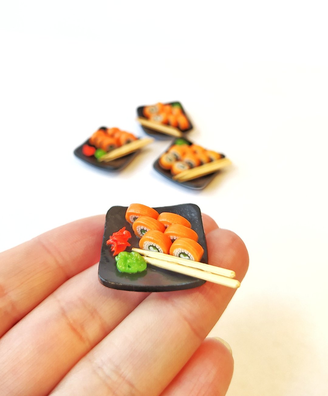 Miniature japane food Realistic asian sushi for doll Dollhouse Roll set - 玩具/玩偶 - 其他材质 