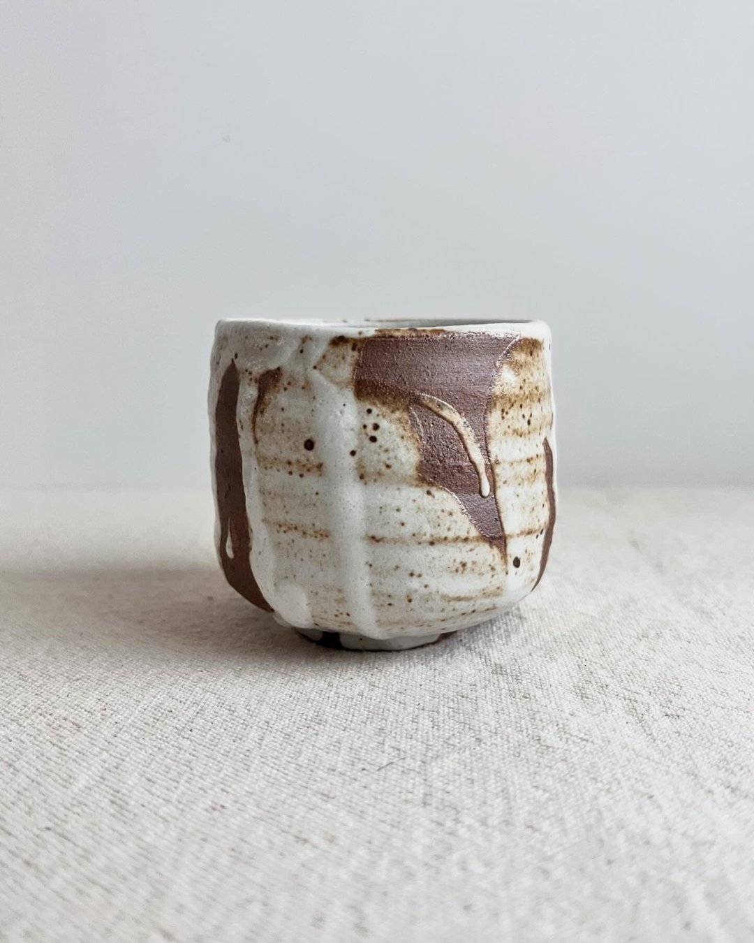 流白 茶杯 一零零 | 陶器皿 - 茶具/茶杯 - 陶 白色