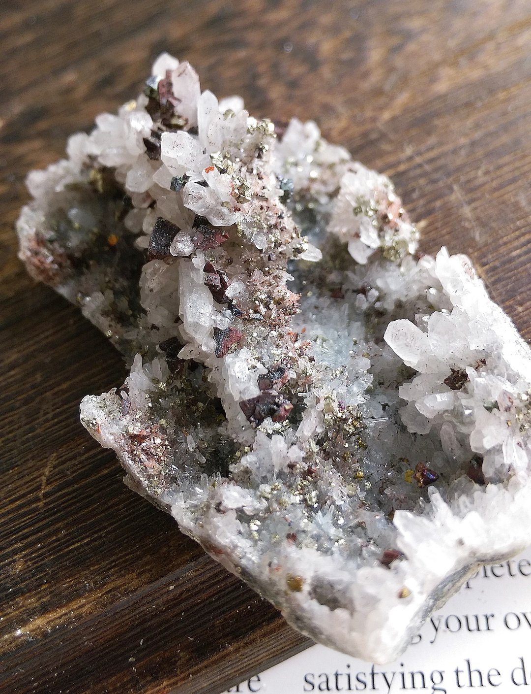 Quartz with Chalcopyrite 江西 水晶 黄铜矿共生 天然矿石 原矿 - 摆饰 - 其他材质 