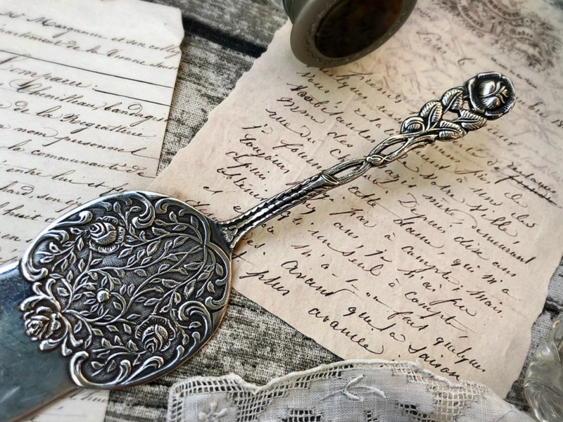 德国Vintage浮雕玫瑰花柄镀银蛋糕铲 - 餐刀/叉/匙组合 - 其他金属 银色