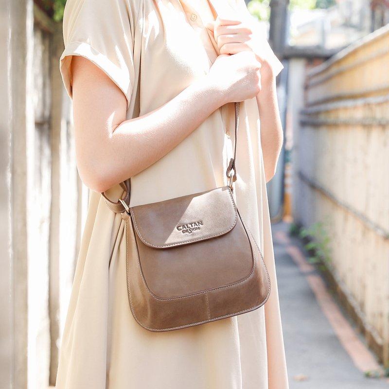 【24hr快速出货】原丘真皮掀盖斜背包-5543_两色 - 侧背包/斜挎包 - 真皮 卡其色