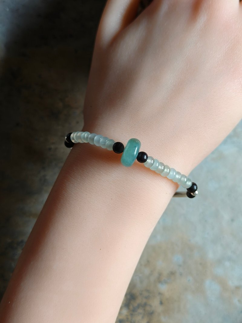 天然缅甸翡翠冰胶算盘珠 925银檀木珠弹性手串手环 - 手链/手环 - 玉石 透明