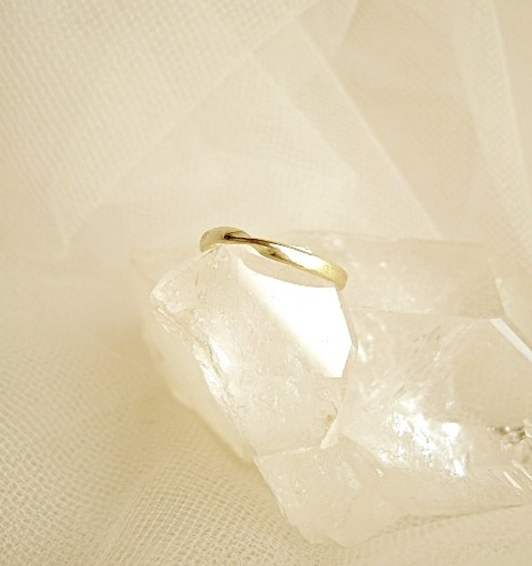 Mobius ring - 戒指 - 其他金属 金色