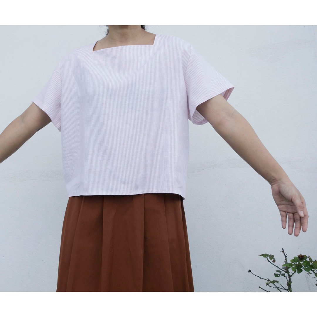 亚麻 | 粉色条纹方领短袖上衣 - 女装上衣 - 棉．麻 粉红色