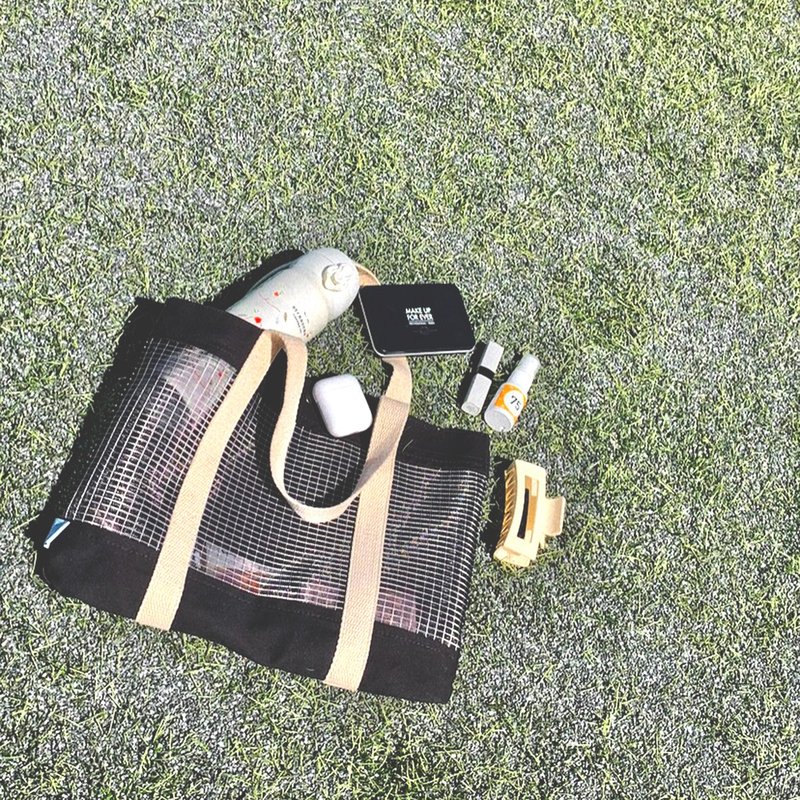 【黑白极简时尚】 环保黑格包-托特包 │回收宝特瓶再生 环境友善 - 手提包/手提袋 - 环保材料 