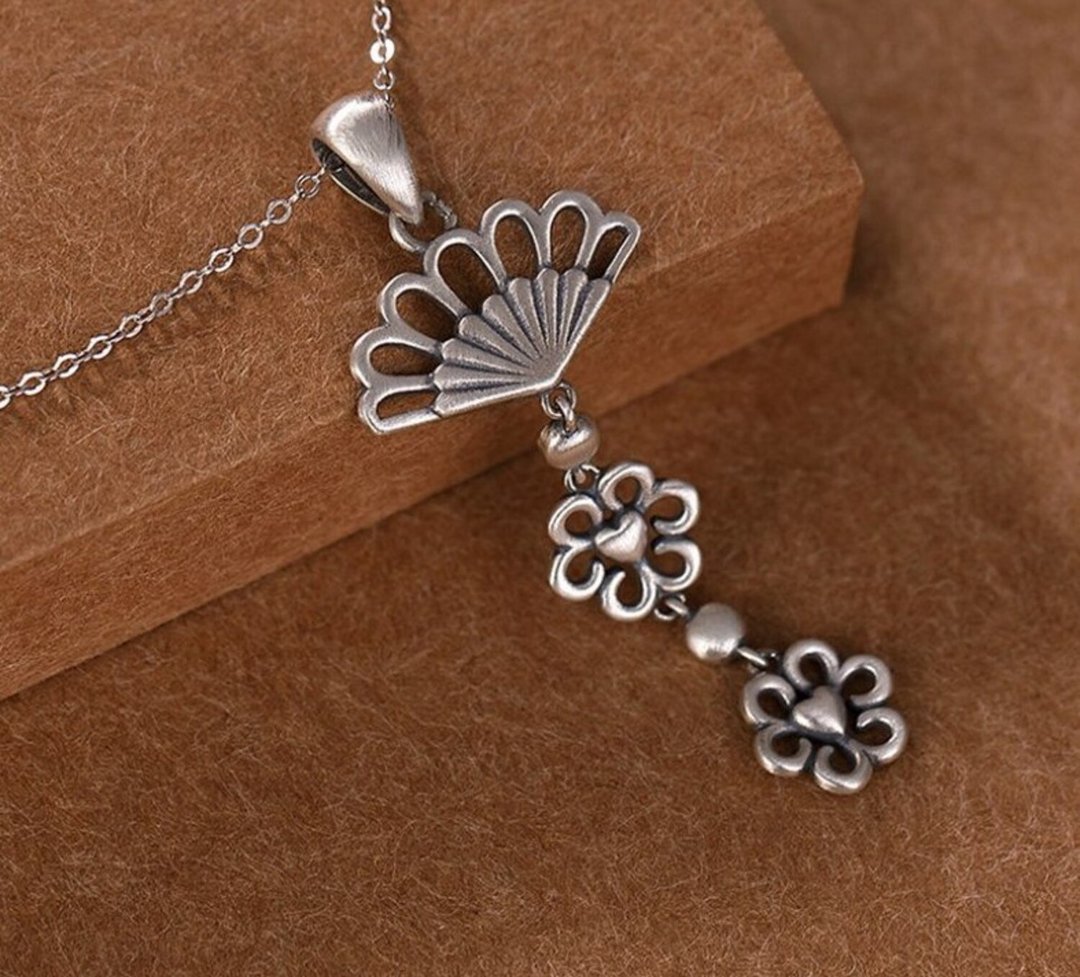 Thai Silver Hollow Fan Pendants Necklaces for Women 925 Silver Flowers Tassel - 长链 - 纯银 银色