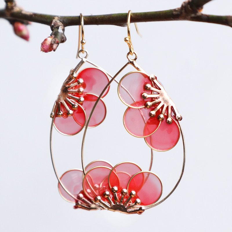 Plum floating earrings red - 耳环/耳夹 - 其他材质 红色