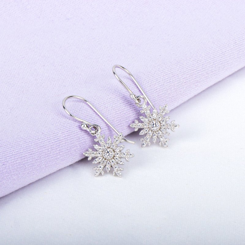 Genuine S925 Sparkling Snowflake Dangle Drop Earrings for Women - 耳环/耳夹 - 纯银 银色