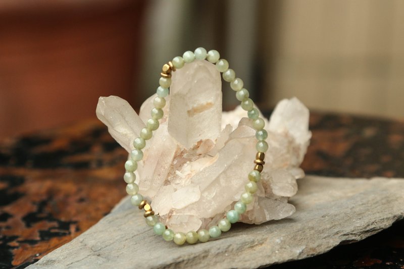 【手环系列】4.3mm+ 浅色 缅甸无优化翡翠手环 缀黄铜 (欢迎定制) - 手链/手环 - 宝石 绿色