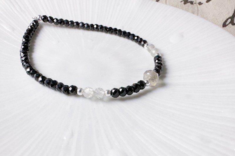 MH纯银天然石_黑沙滩_黑尖晶石 - 手链/手环 - 半宝石 黑色