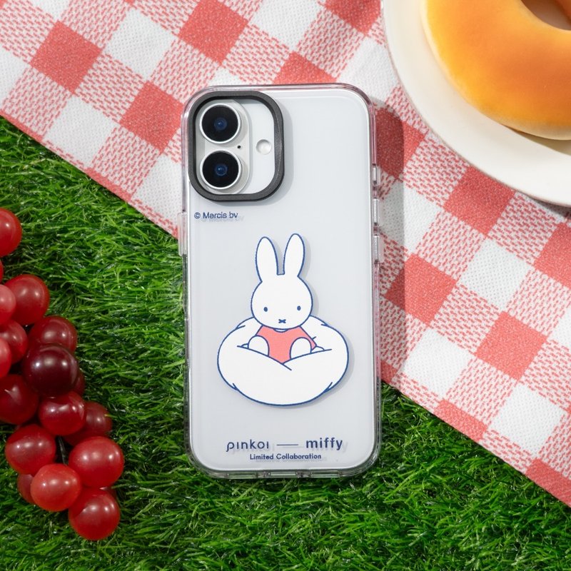 【Pinkoi x miffy70周年】Clear透明防摔手机壳-云朵坐坐 - 手机壳/手机套 - 塑料 透明