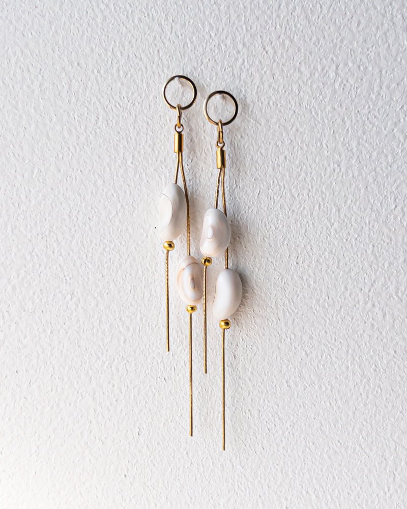 定制化吊饰/可互换/装扮吊饰/贝壳 - 耳环/耳夹 - 其他金属 金色