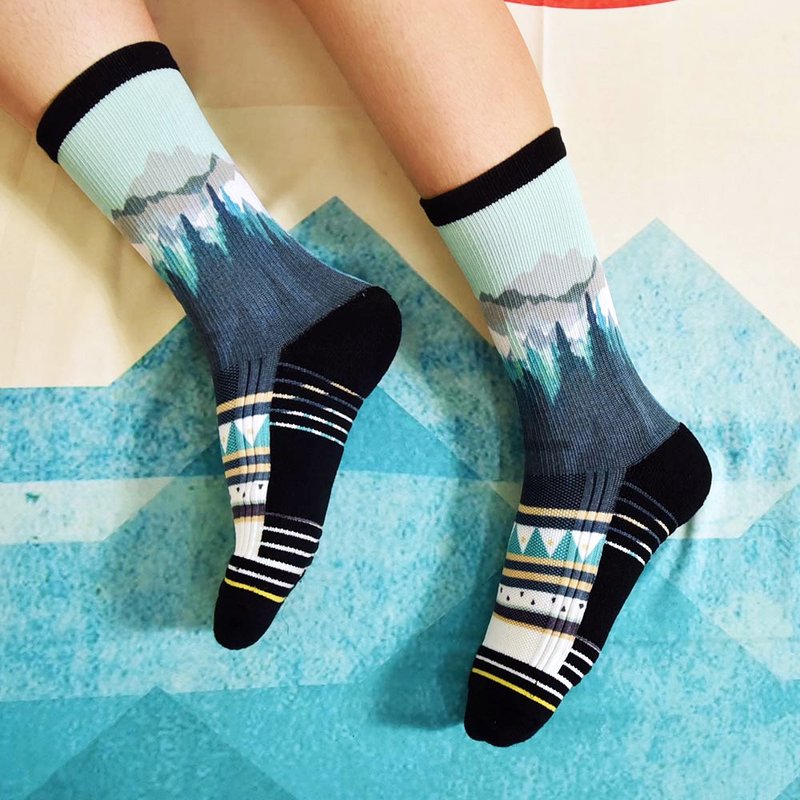 【小创袜】寂静森林 - 山系 登山袜 中筒袜 长袜 环保袜 蓝绿色 - 袜子 - 棉．麻 绿色