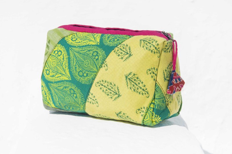 情人节礼物 母亲节礼物 生日礼物 限量一件 蓝染拼布收纳包 / 民族风包 / 相机包 / 木刻印化妆包 / 手机包 / 旅行手拿包 - 木刻印绿色森林叶子花朵 - 手拿包 - 棉．麻 绿色