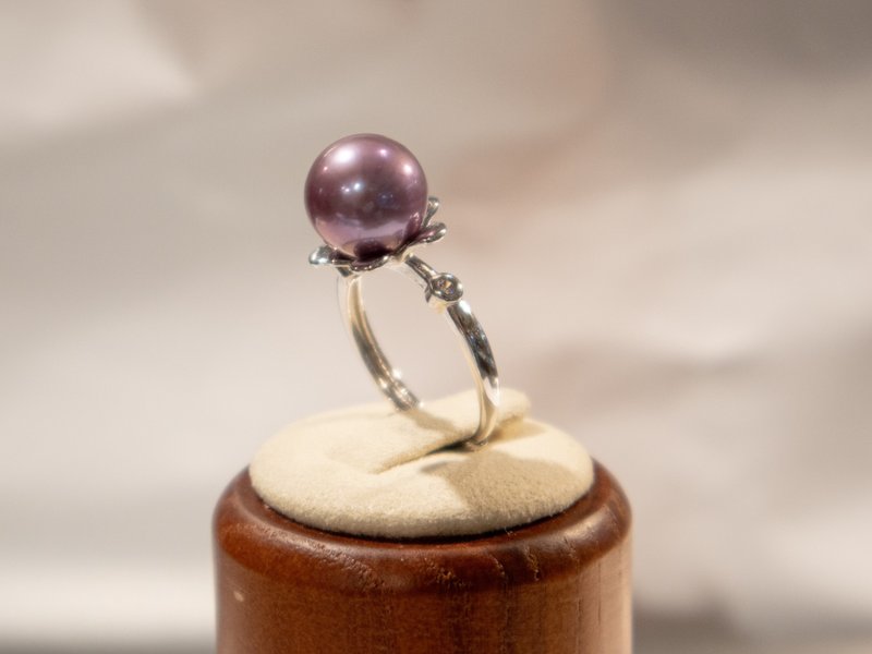 925纯银11.5mm天然淡水珍珠天然紫色闪石花托戒指 - 戒指 - 珍珠 紫色