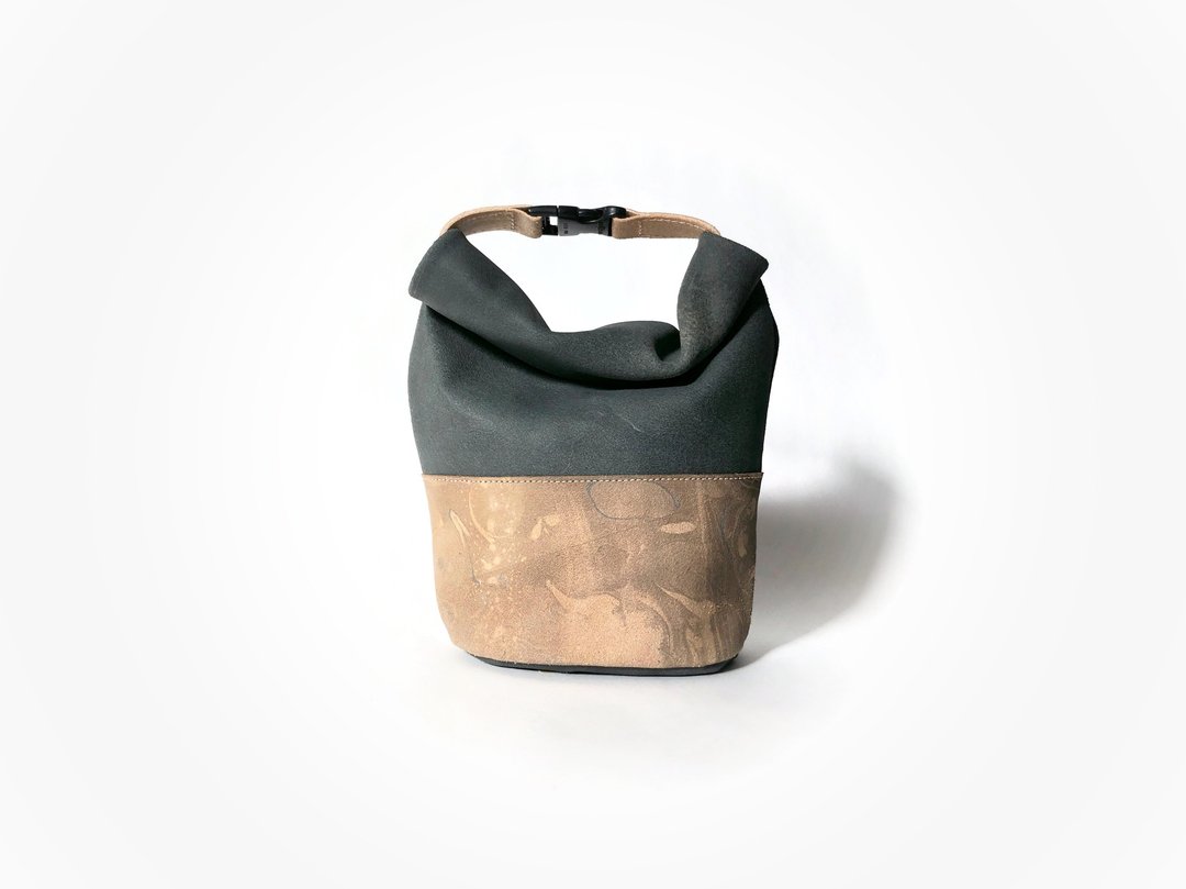 Leather hand roll bag mini - 手提包/手提袋 - 真皮 黑色
