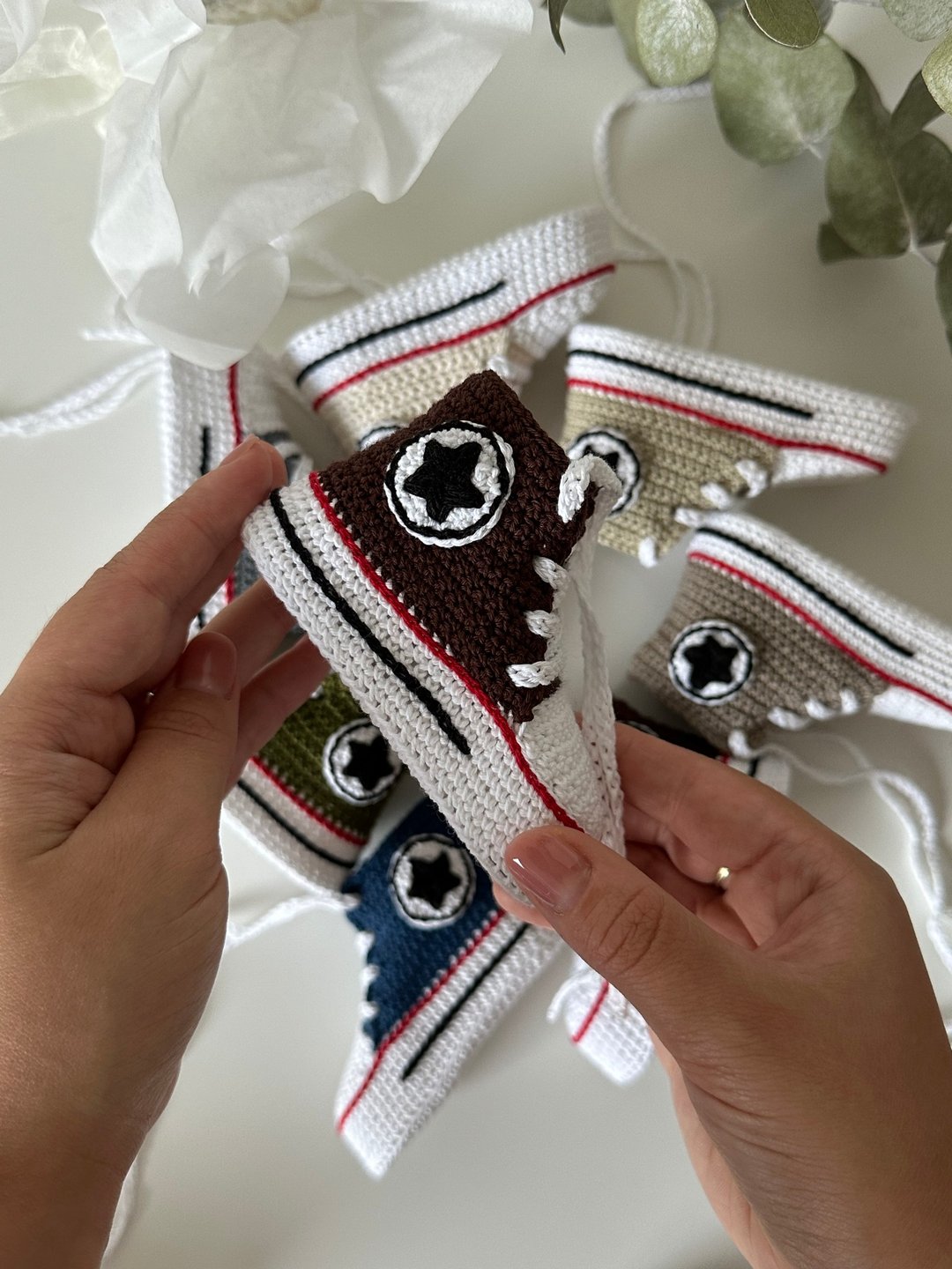 婴儿靴 Converse 钩针编织男女通用钩针婴儿靴子鞋淋浴礼物新生儿 - 婴儿鞋 - 棉 咖啡色