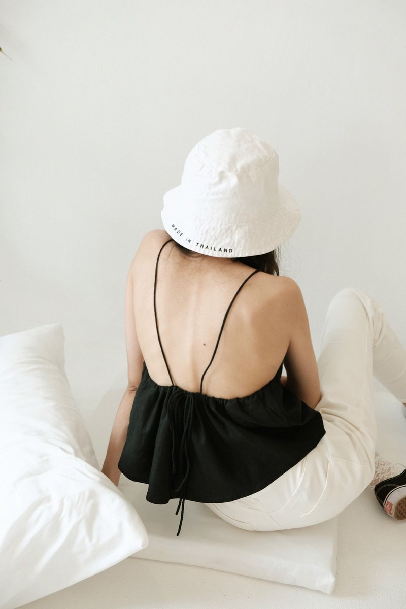 Moon Rise Tank top - Black magic - 女装上衣 - 棉．麻 黑色