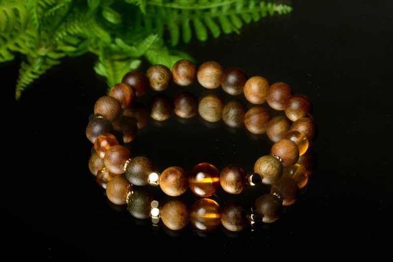 【神山晶礦】綠檀木植物金珀手串/綠檀木/金珀 - 手链/手环 - 水晶 金色