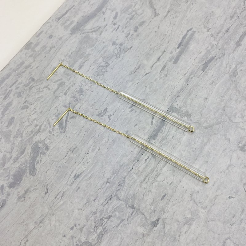 DRITTO - 小玻璃管 纯银长链耳环 - 耳环/耳夹 - 玻璃 金色