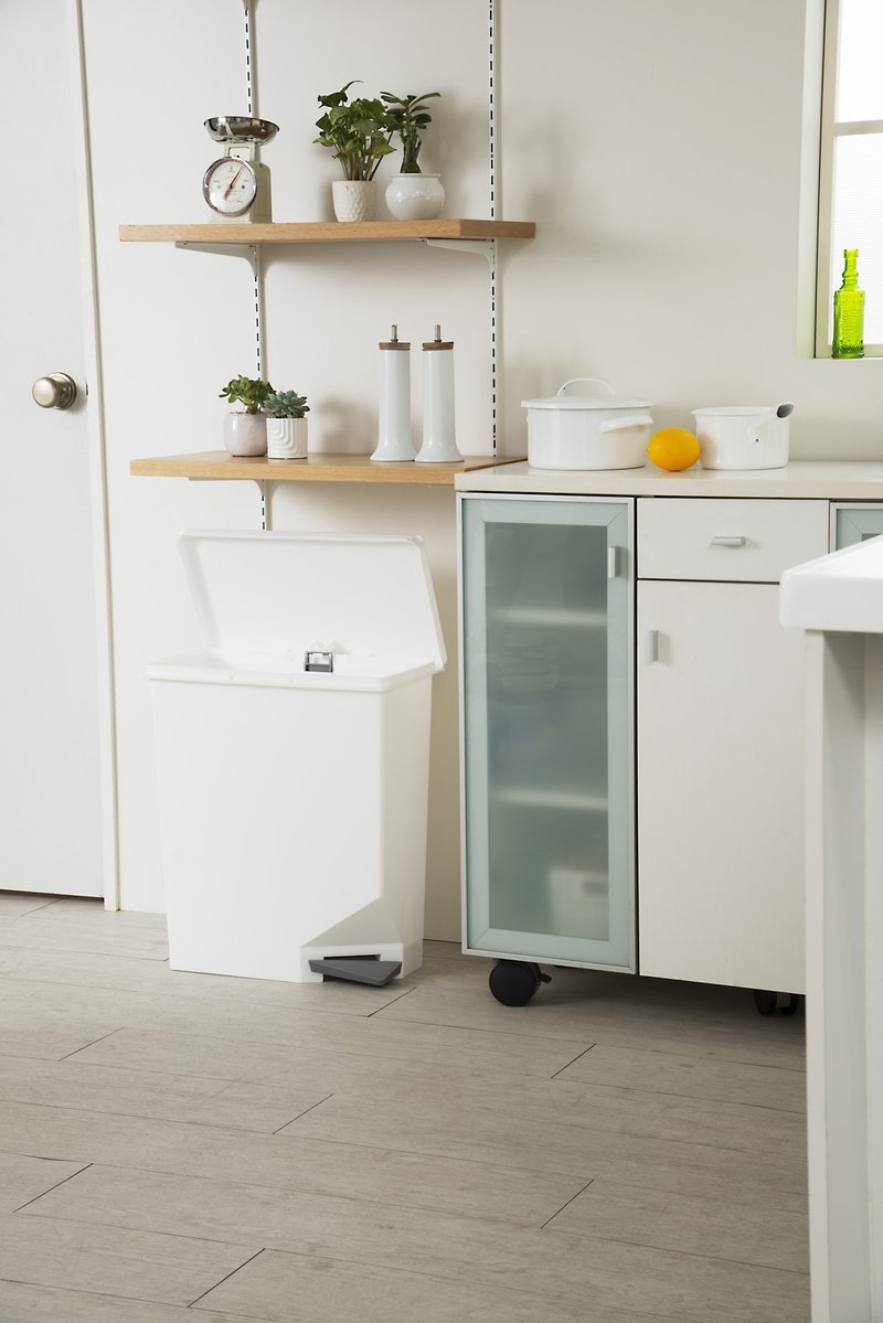 日本TONBO UNEED系列双向踩踏式垃圾桶35L - 垃圾桶 - 塑料 