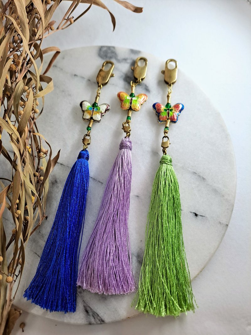 春分_蝴蝶自来压襟任意扣 - 吊饰 - 珐琅 多色