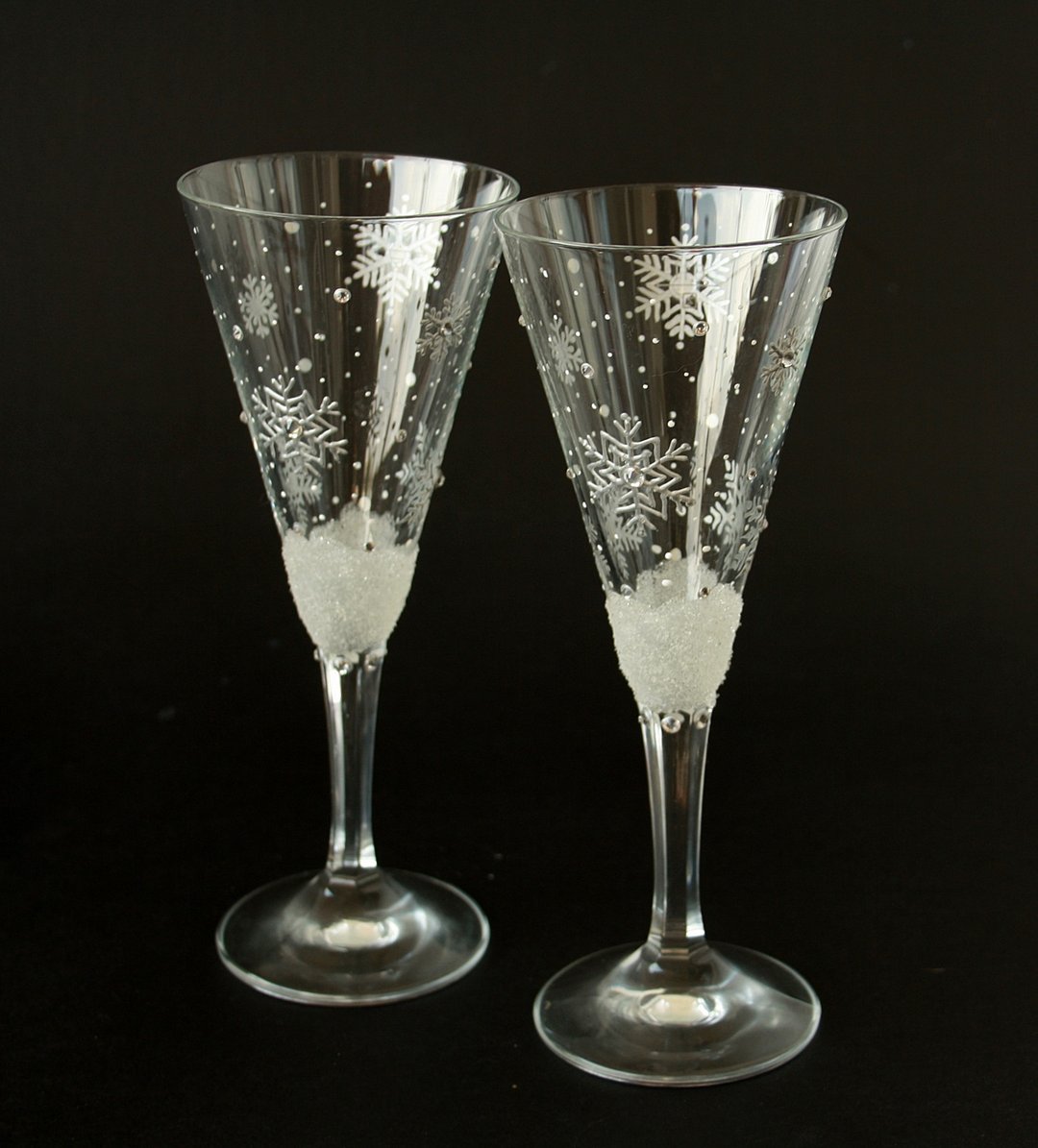 Snowflakes Glasses Champagne Wedding Set , hand-painted set of 2 - 酒杯/酒器 - 玻璃 银色