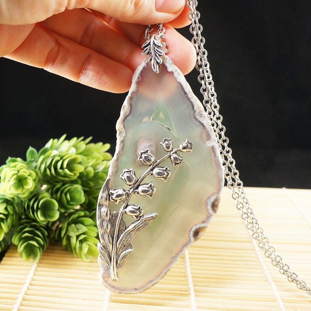 绿玛瑙切片银色铃兰花坠饰项链饰品 - 项链 - 半宝石 绿色