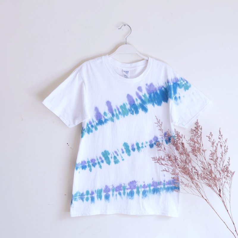 : 海际 : T恤 中性款/女款 纯棉 手染 渲染 礼物 手作 - 中性连帽卫衣/T 恤 - 棉．麻 蓝色